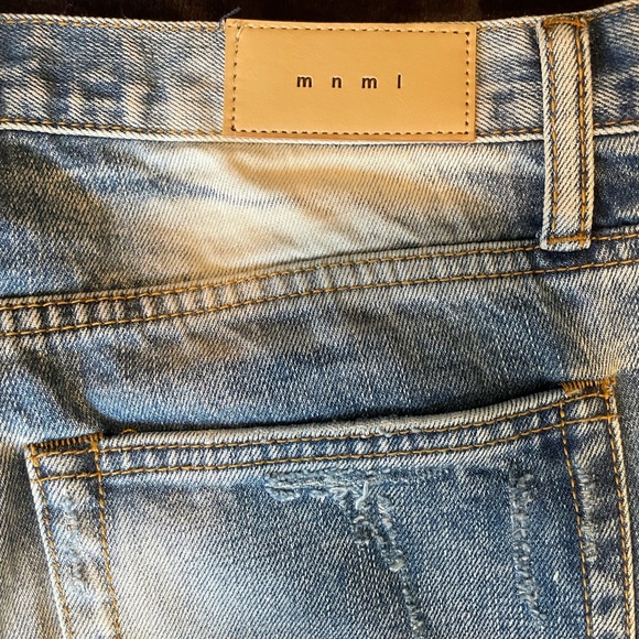 MNML Distressed Jeans - Picture 4 of 5